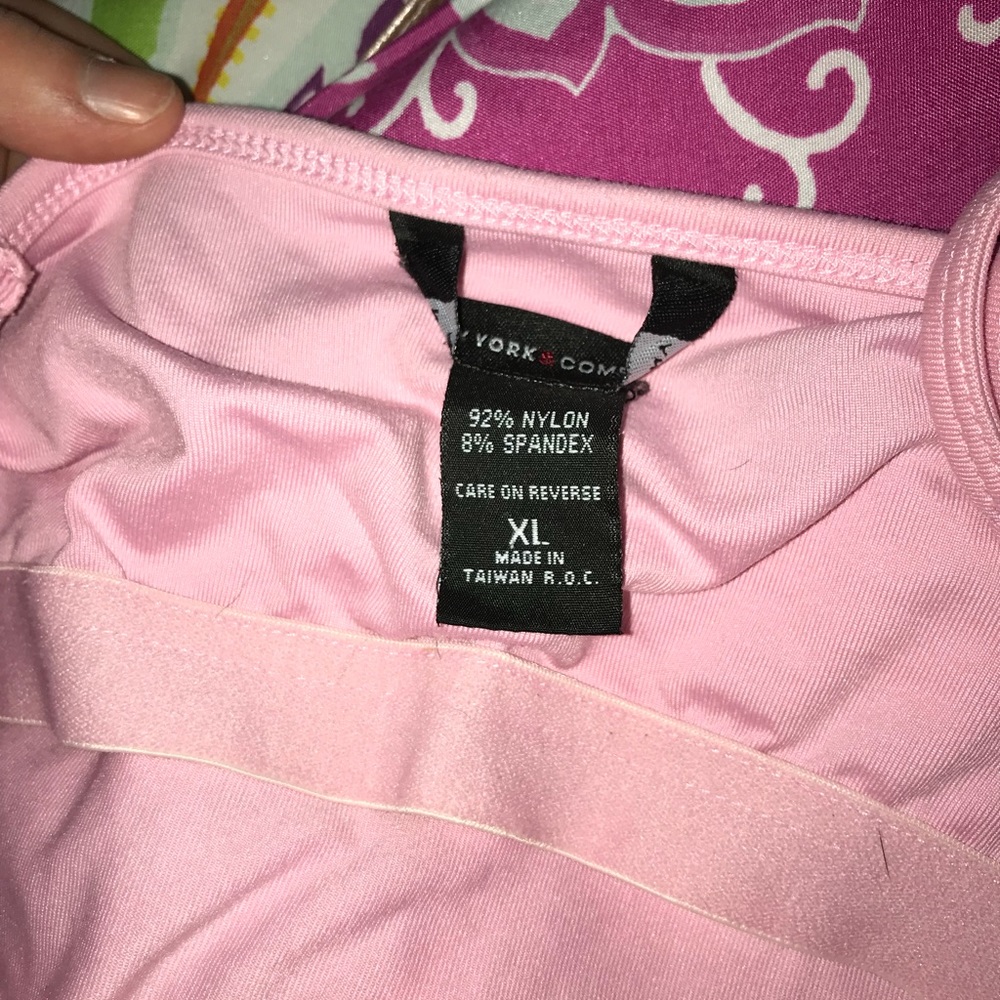 Pink tank top
